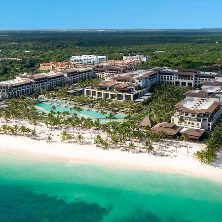 Lopesan Costa Bavaro Resort, Spa & Casino Punta Cana Dış mekan fotoğraf Aerial view of the resort